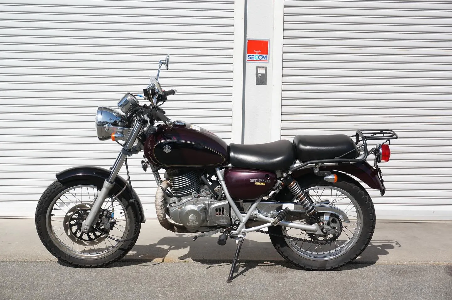 三重県松阪市のバイク販売店マーヴェリックカーズです‼️