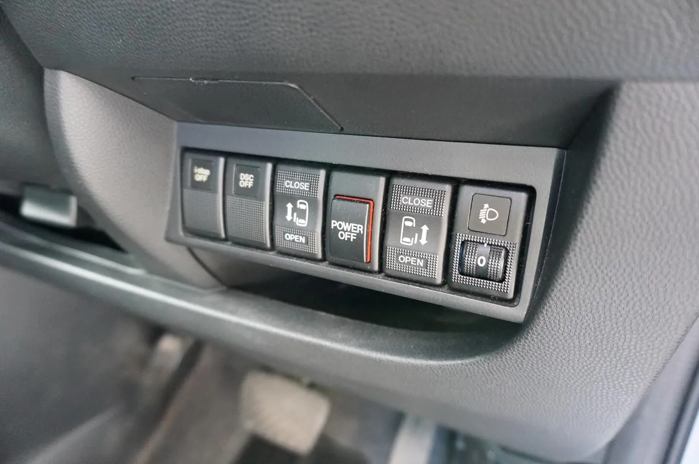 三重県松阪市の中古車販売店マーヴェリックカーズです‼️