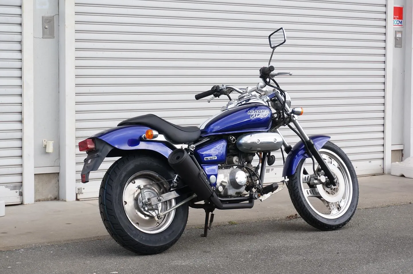 三重県松阪市のバイク販売店マーヴェリックカーズです‼️