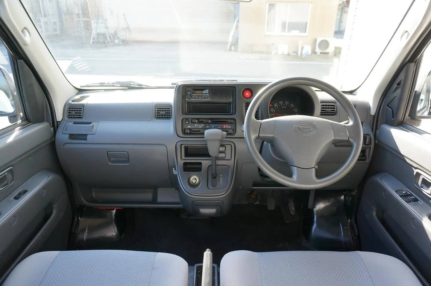 三重県松阪市の中古車販売店マーヴェリックカーズです‼️