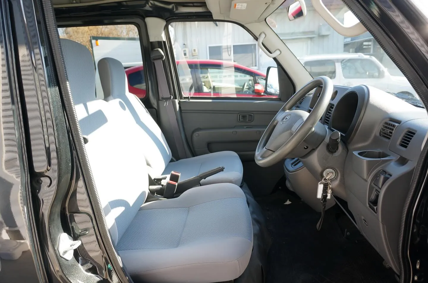 三重県松阪市の中古車販売店マーヴェリックカーズです‼️