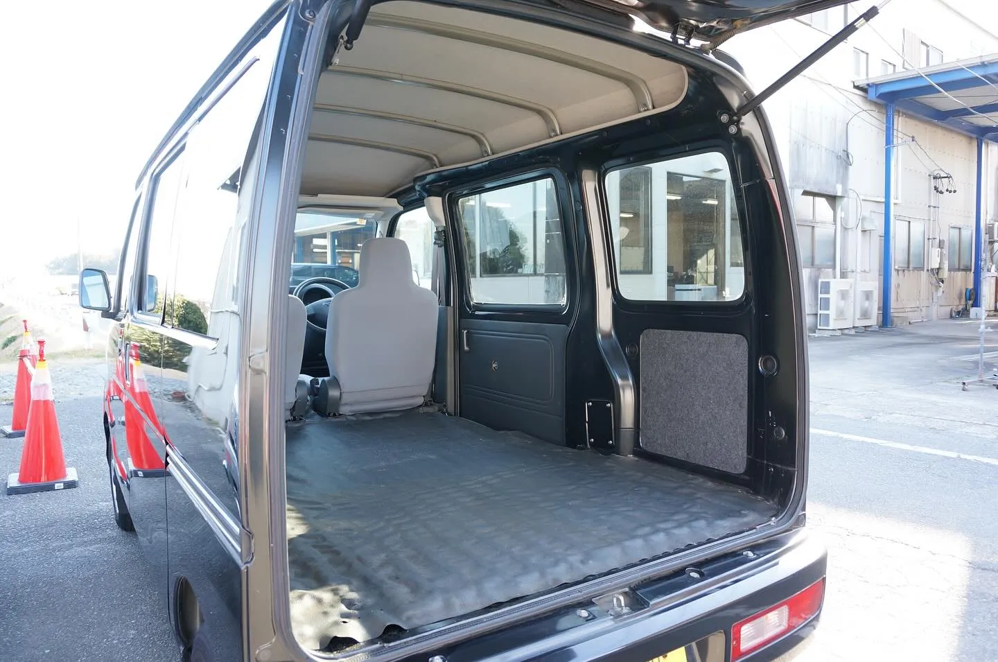 三重県松阪市の中古車販売店マーヴェリックカーズです‼️