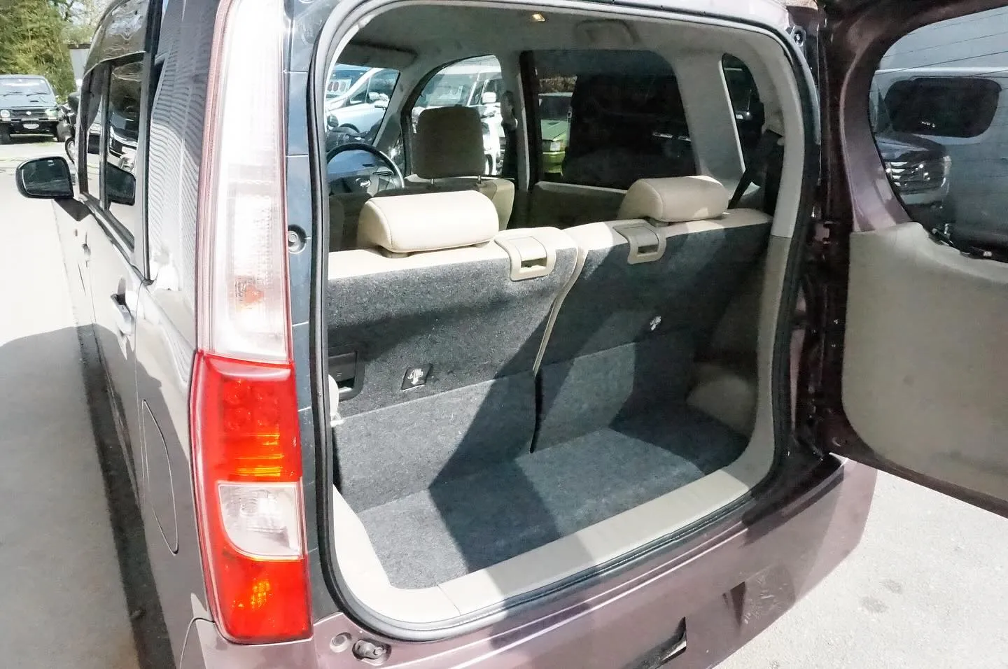 三重県松阪市の中古車販売店マーヴェリックカーズです‼️