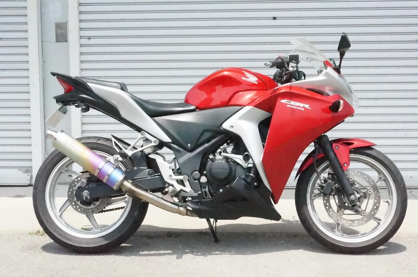 三重県松阪市のバイク販売店マーヴェリックカーズです‼️