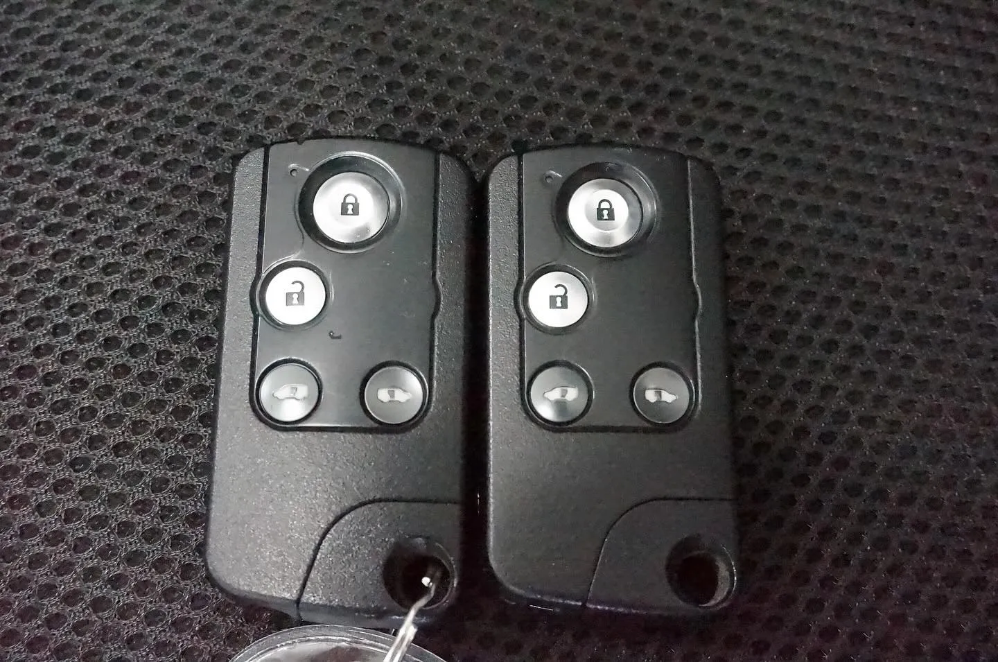 三重県松阪市の中古車販売店マーヴェリックカーズです‼️