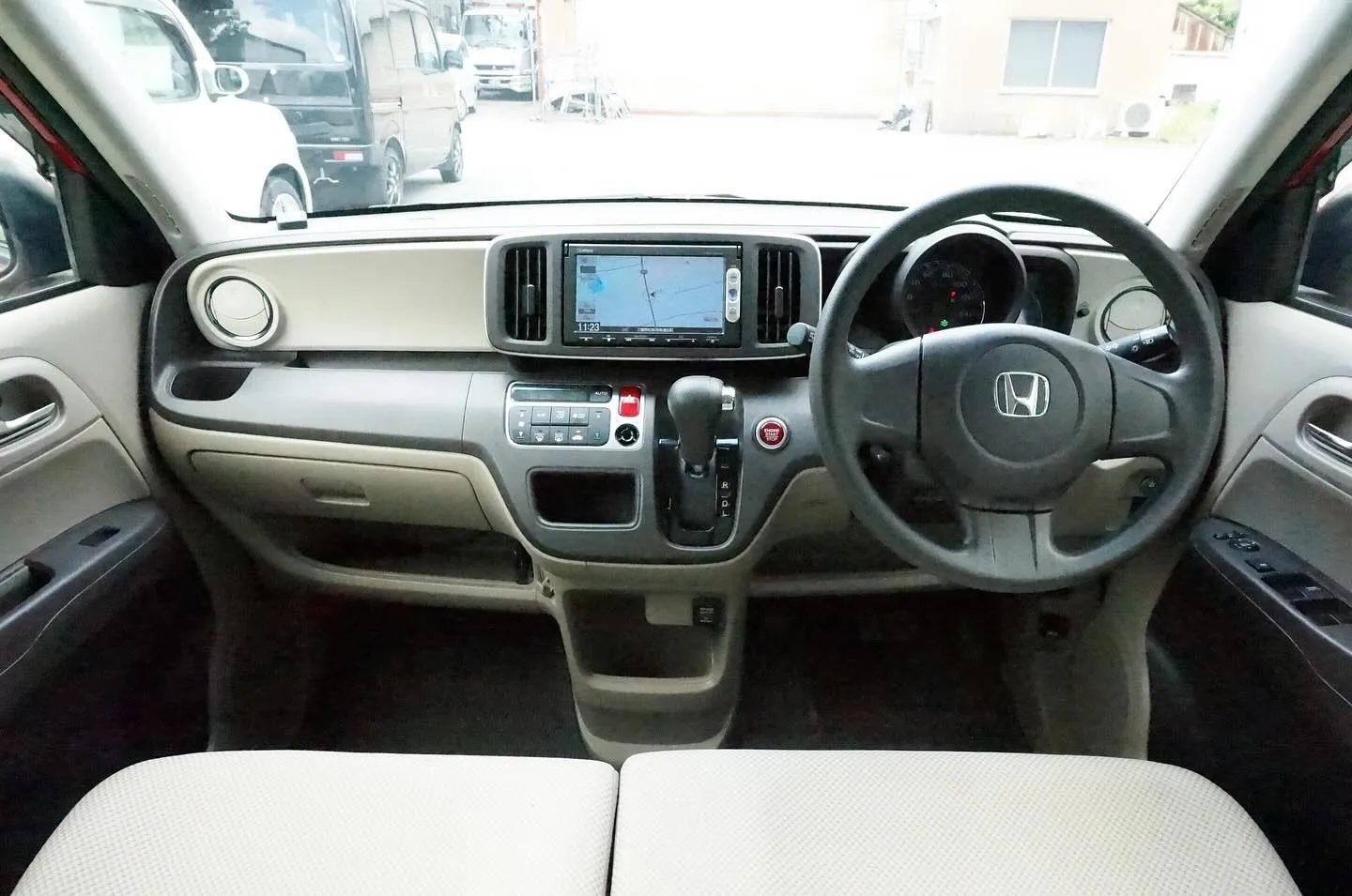 三重県松阪市の中古車販売店マーヴェリックカーズです‼️