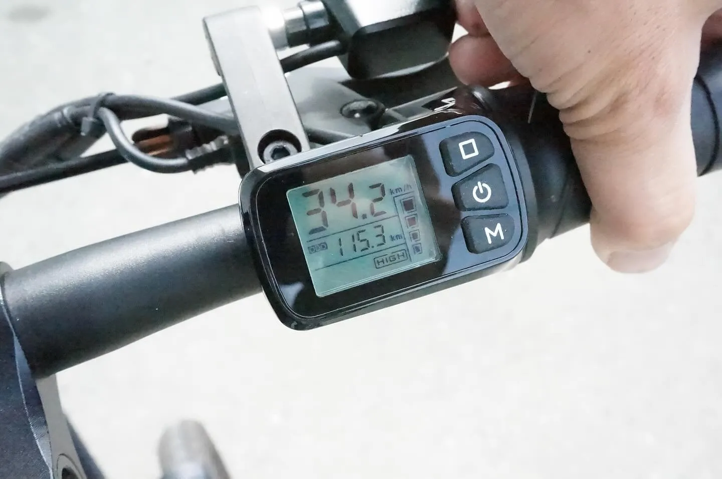 三重県松阪市のバイク販売店マーヴェリックカーズです‼️