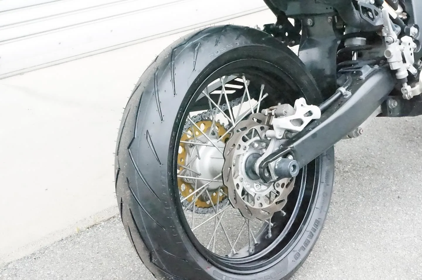 三重県松阪市のバイク販売店マーヴェリックカーズです‼️