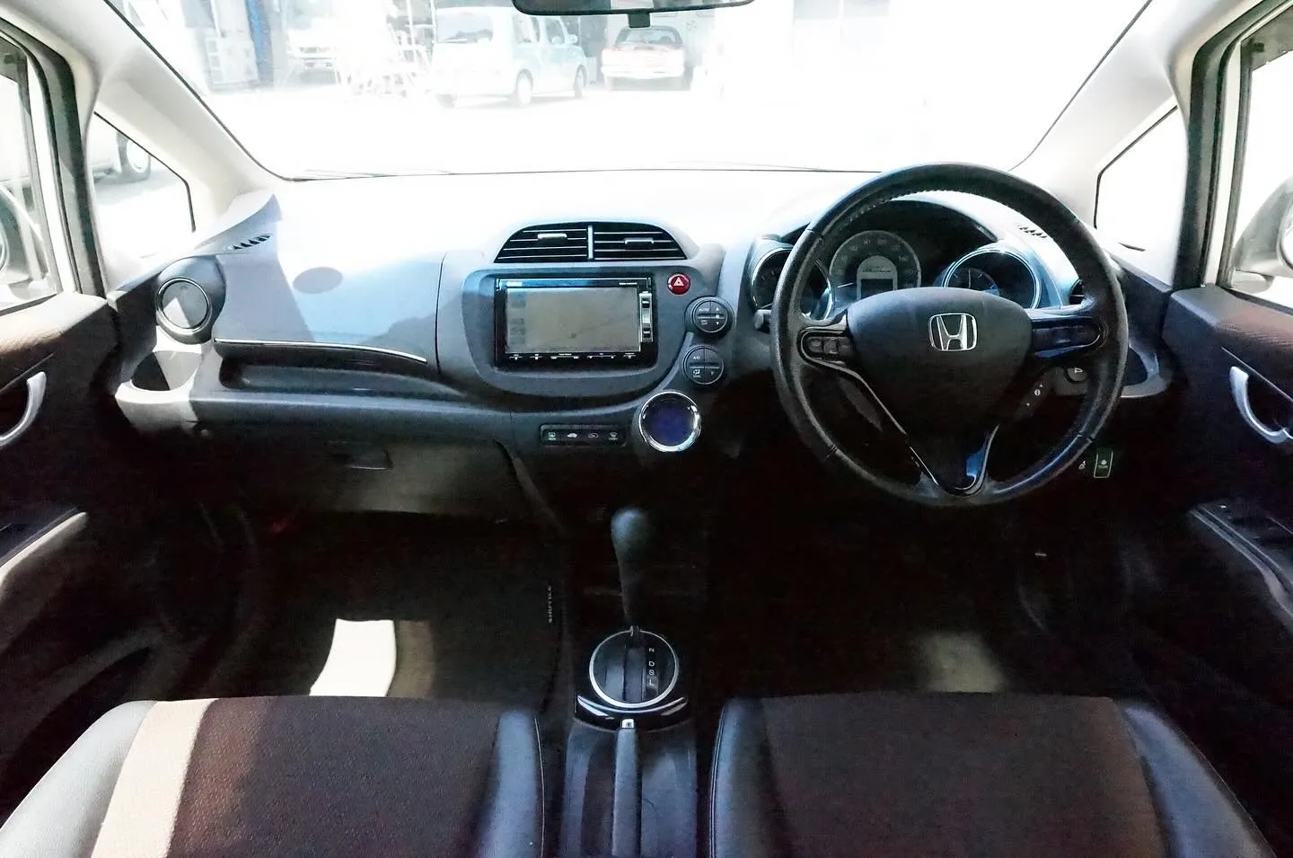 三重県松阪市の中古車販売店マーヴェリックカーズです‼️