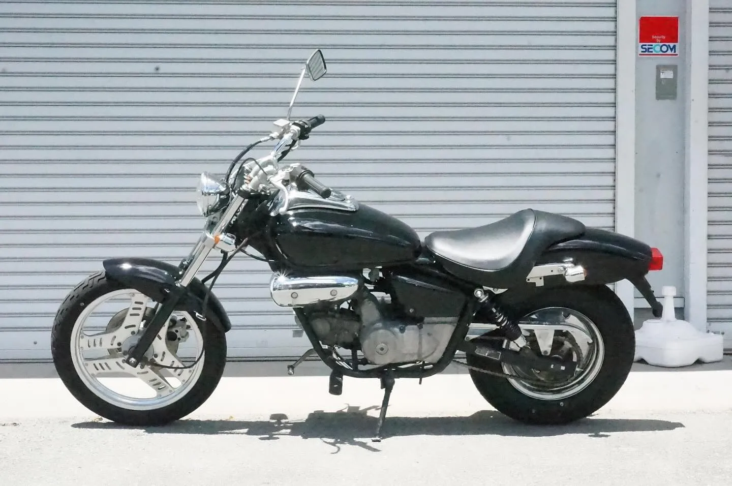 三重県松阪市のバイク販売店マーヴェリックカーズです‼️