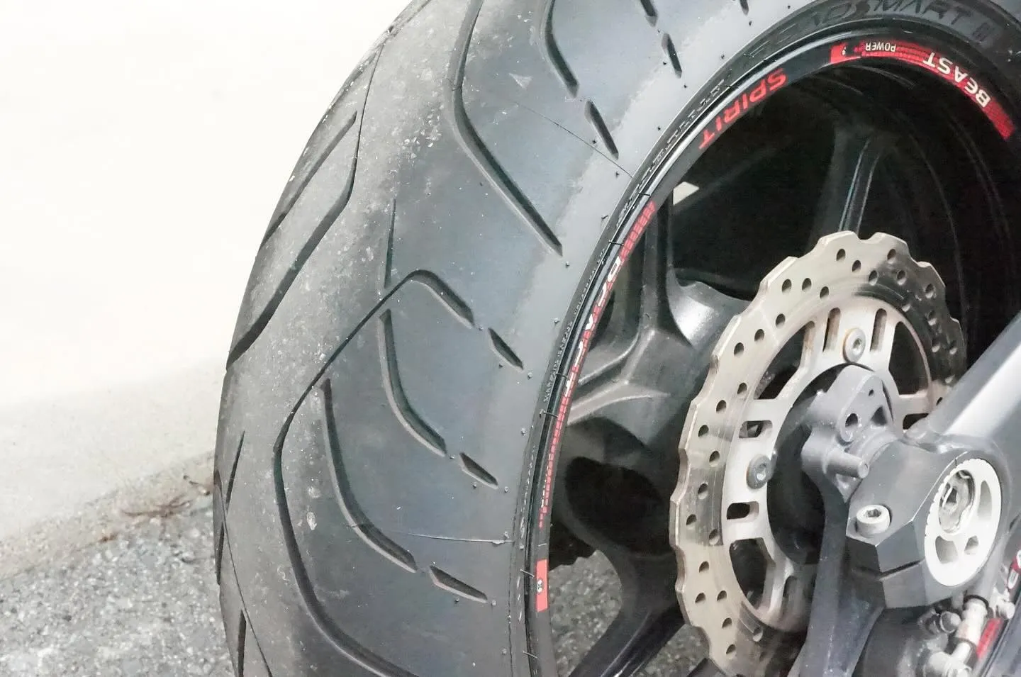 三重県松阪市のバイク販売店マーヴェリックカーズです😊