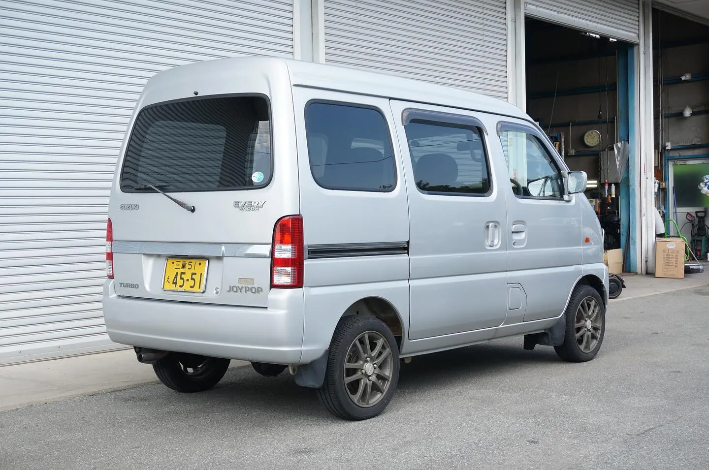 三重県松阪市のクルマ販売店マーヴェリックカーズです‼️