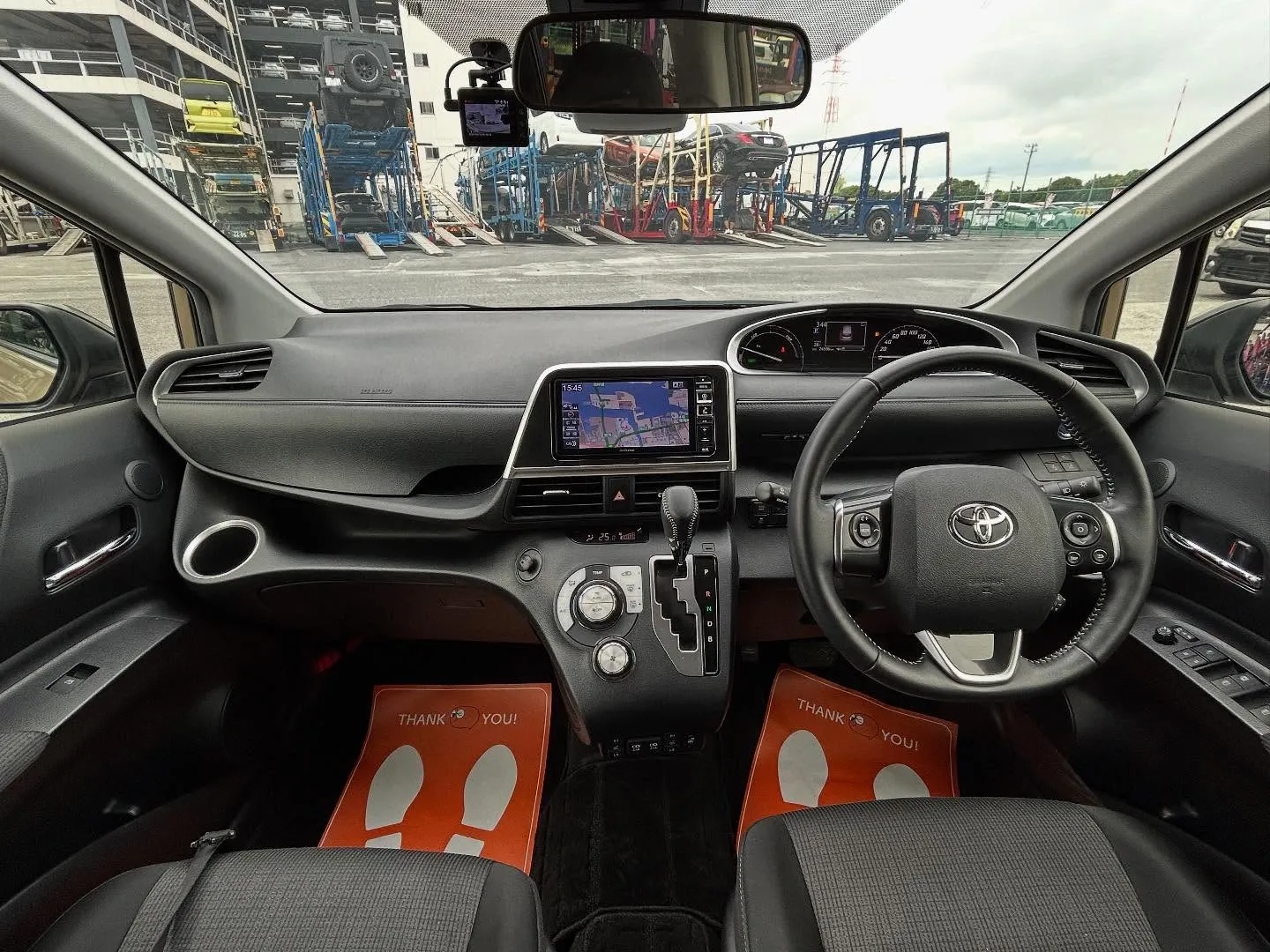 三重県松阪市のクルマ販売店マーヴェリックカーズです‼️