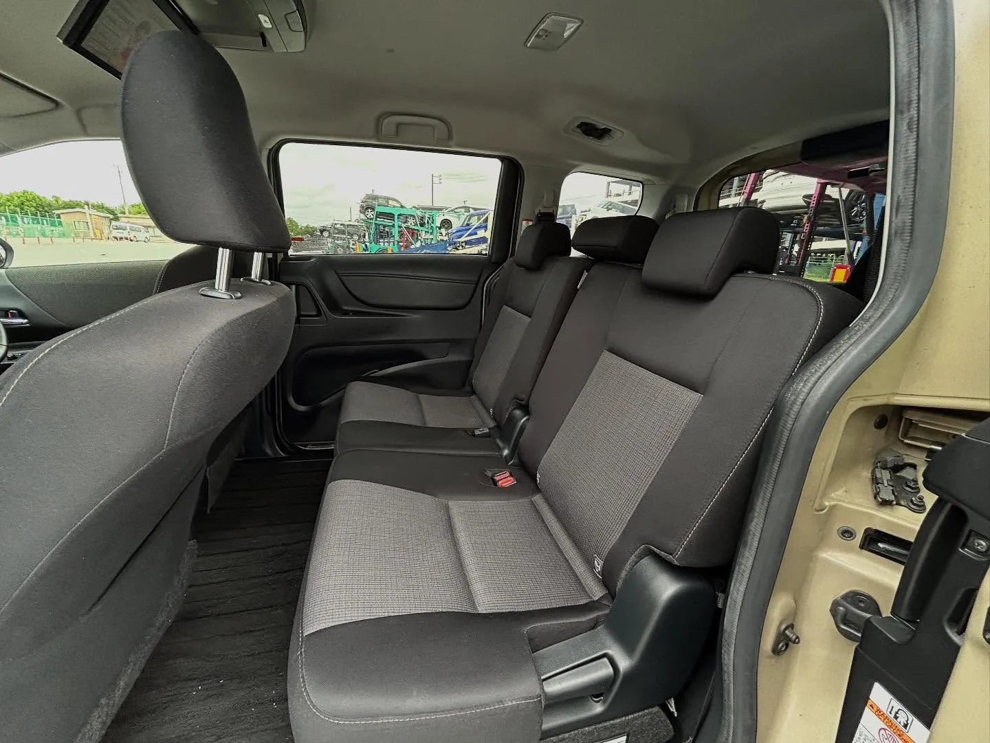 三重県松阪市のクルマ販売店マーヴェリックカーズです‼️