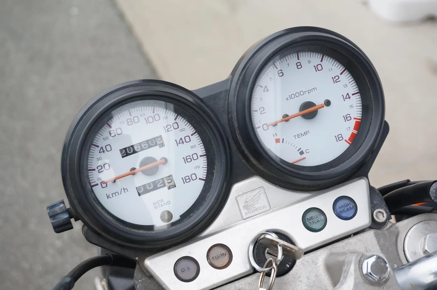 三重県松阪市のバイク販売店マーヴェリックカーズです‼️