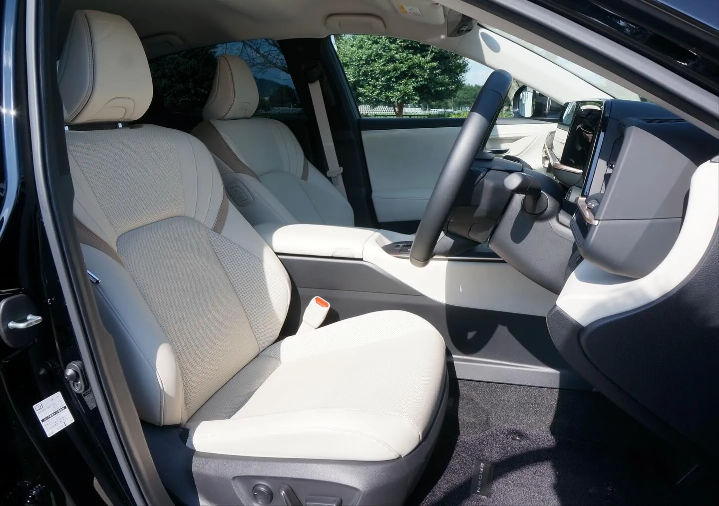 三重県松阪市の中古車販売店マーヴェリックカーズです‼️