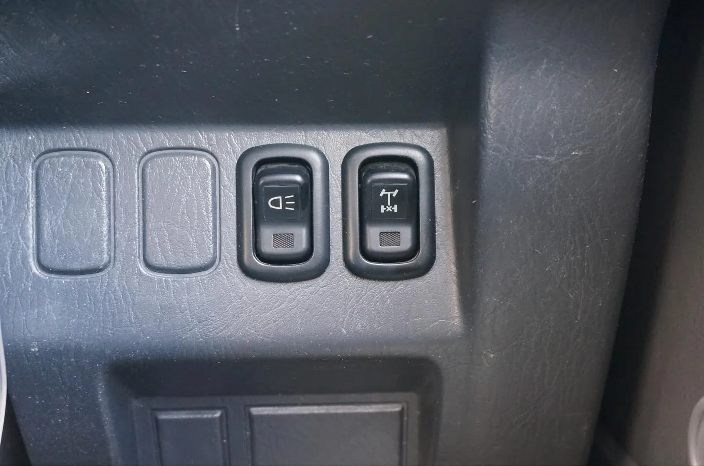 三重県松阪市の中古車販売店マーヴェリックカーズです‼️