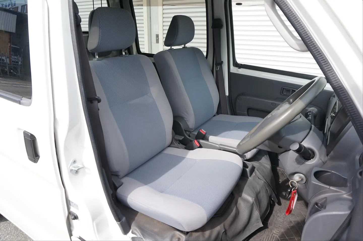 三重県松阪市の中古車販売店マーヴェリックカーズです‼️