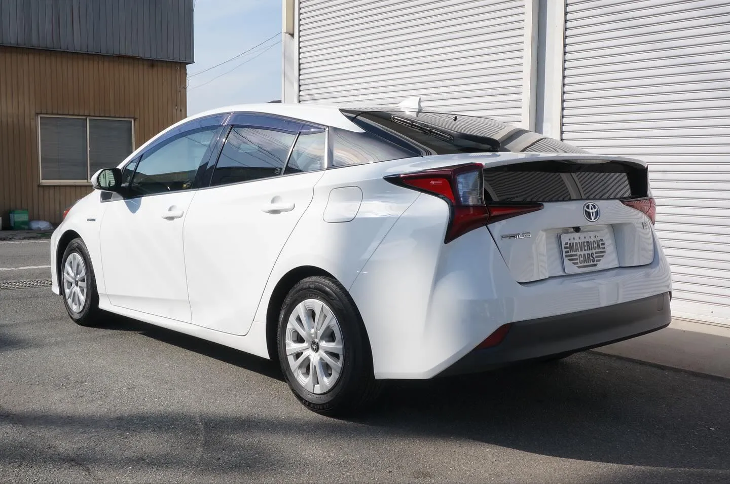 三重県松阪市の中古車販売店マーヴェリックカーズです。