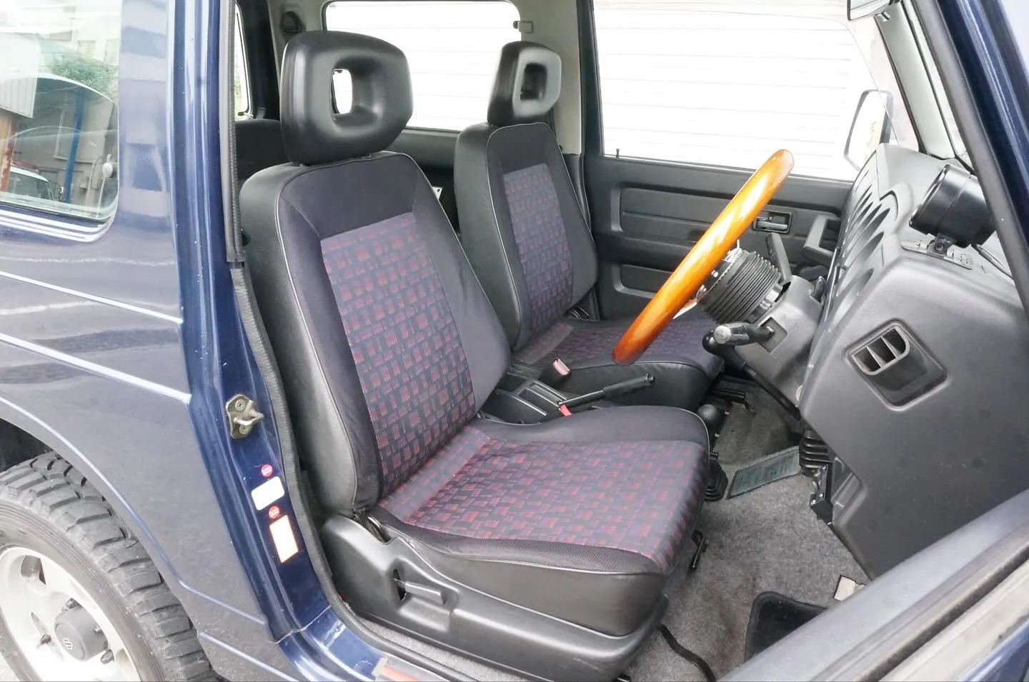 三重県松阪市の中古車販売店マーヴェリックカーズです‼️