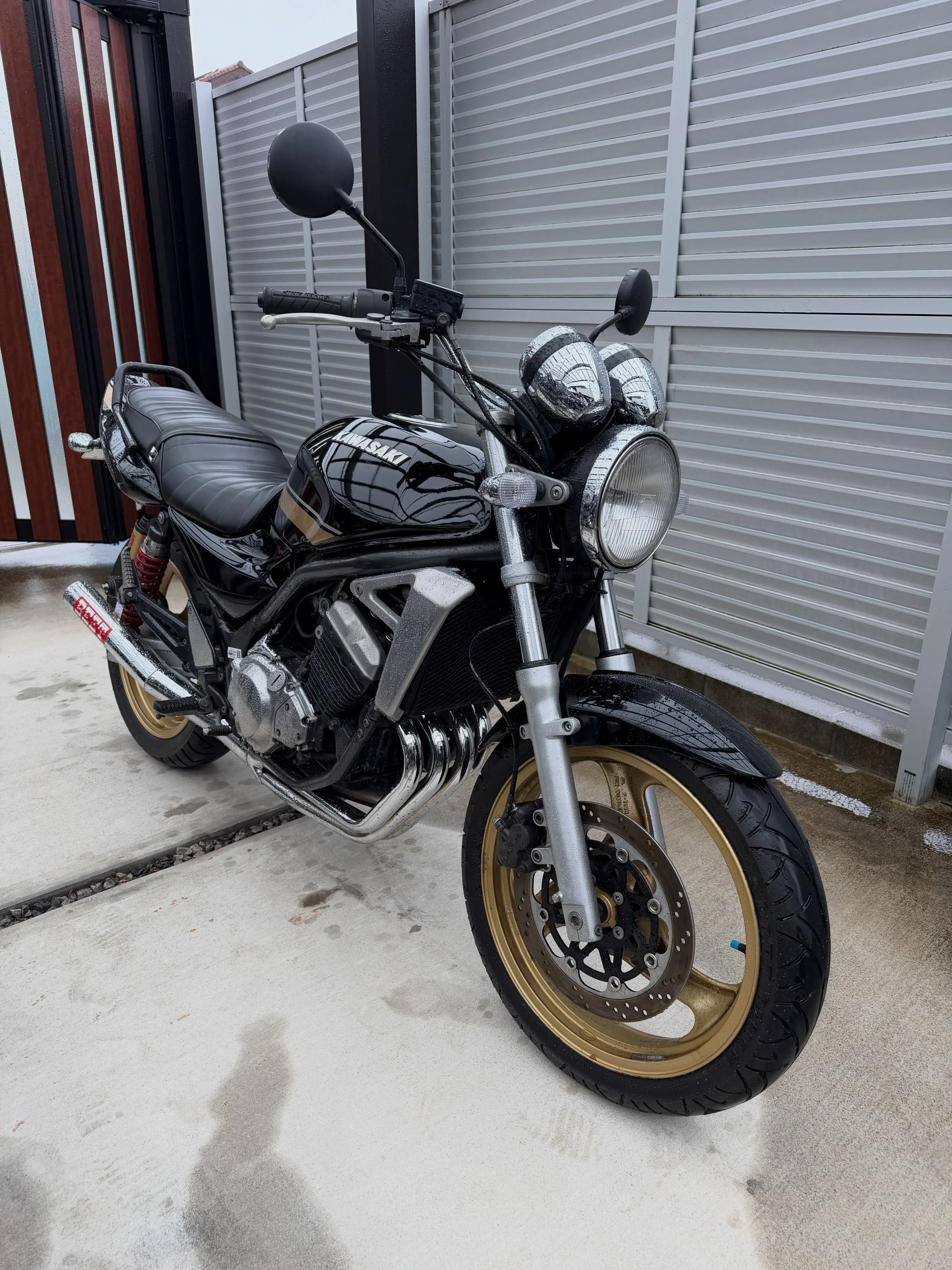 三重県松阪市のバイク販売店マーヴェリックカーズです‼️